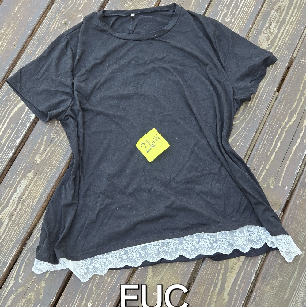 Boutique Top - Size 26W